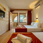 Oscar Seaside & By Club Aquarium