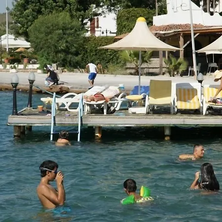 Szálloda Oscar Seaside & By Club Aquarium Guvercinlik