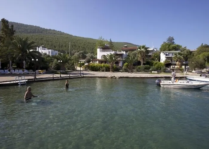 Oscar Seaside & By Club Aquarium Otel Güvercinlik