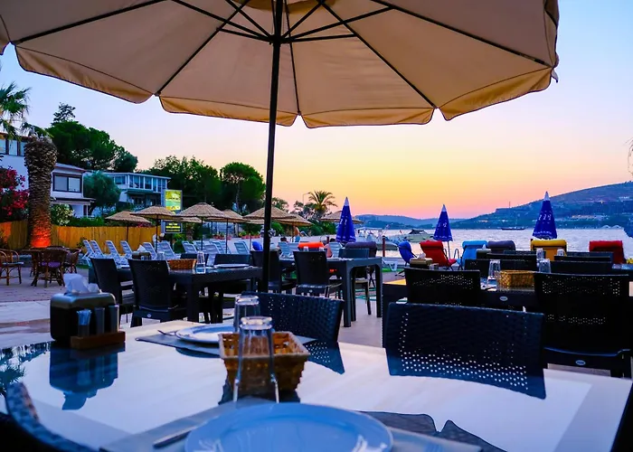 Otel Oscar Seaside & By Club Aquarium Güvercinlik