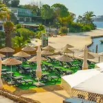 Oscar Seaside & By Club Aquarium Hotel 4*