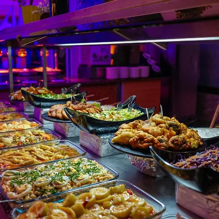 Oscar Seaside & By Club Aquarium Ξενοδοχείο 4*