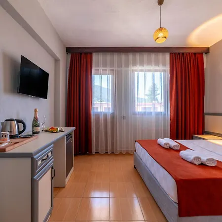 Club Aquarium & Otel Güvercinlik