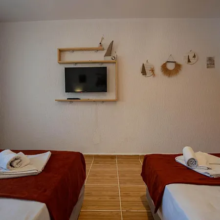 Club Aquarium & 3* Güvercinlik