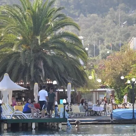 클럽 아쿠아리움 호텔 Guvercinlik (Bodrum)