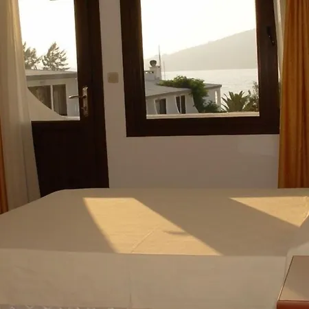 Szálloda Oscar Seaside & 4*