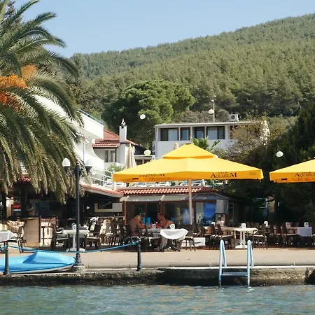 Oscar Seaside & Guvercinlik