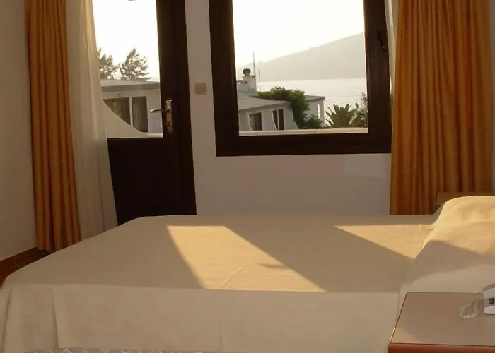 Otel Oscar Seaside & By Club Aquarium 4*