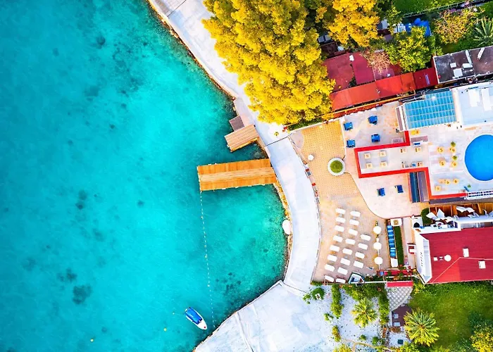 Oscar Seaside & By Club Aquarium Otel Güvercinlik